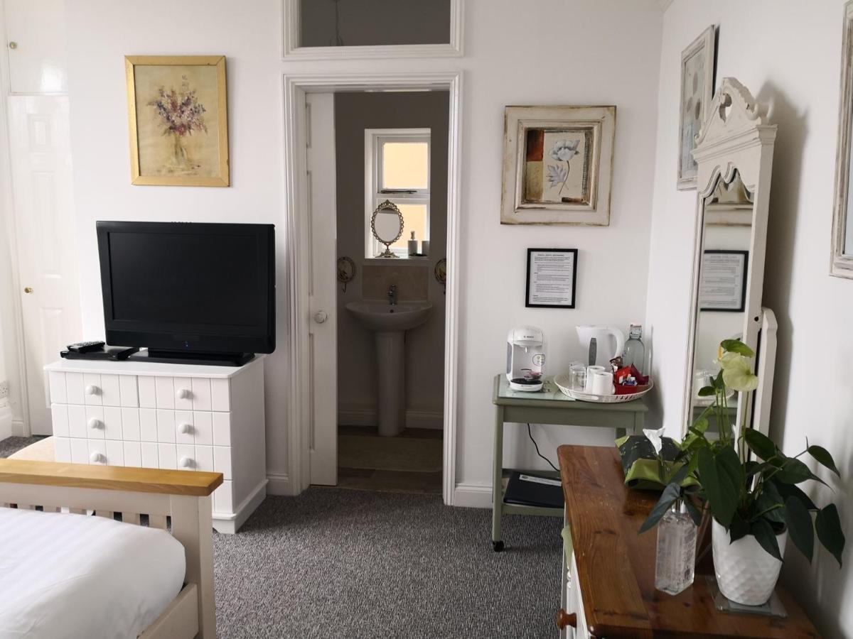 Sunset Guest House Hunstanton Eksteriør bilde A room at the hotel