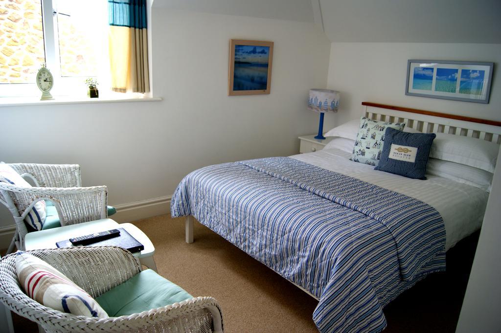 Sunset Guest House Hunstanton Eksteriør bilde A bedroom at the hotel