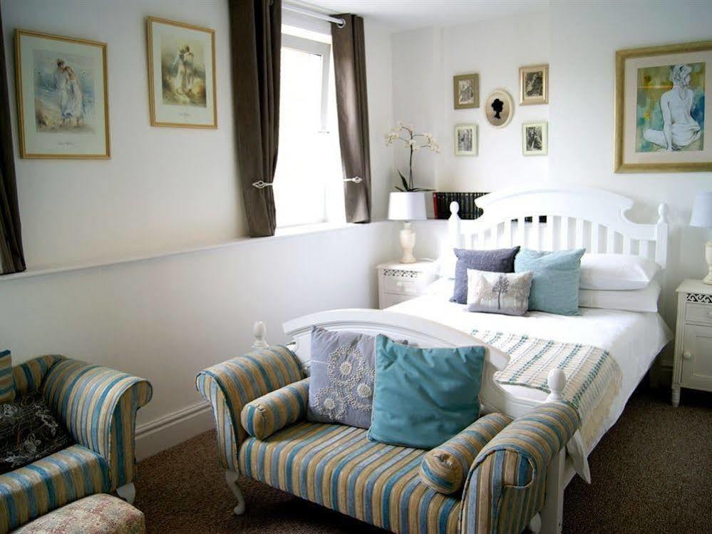 Sunset Guest House Hunstanton Eksteriør bilde A bedroom at the hotel