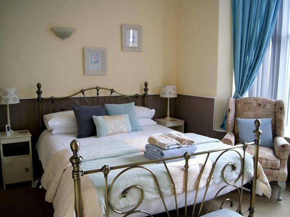 Sunset Guest House Hunstanton Eksteriør bilde A bedroom at the hotel