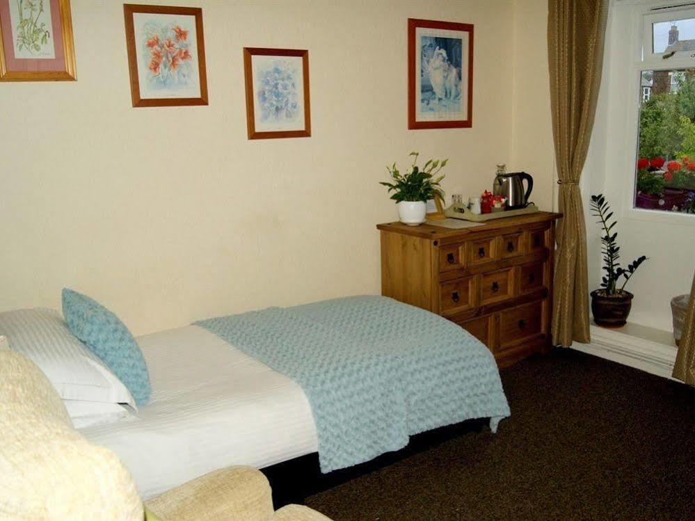 Sunset Guest House Hunstanton Eksteriør bilde A typical bedroom at the centre